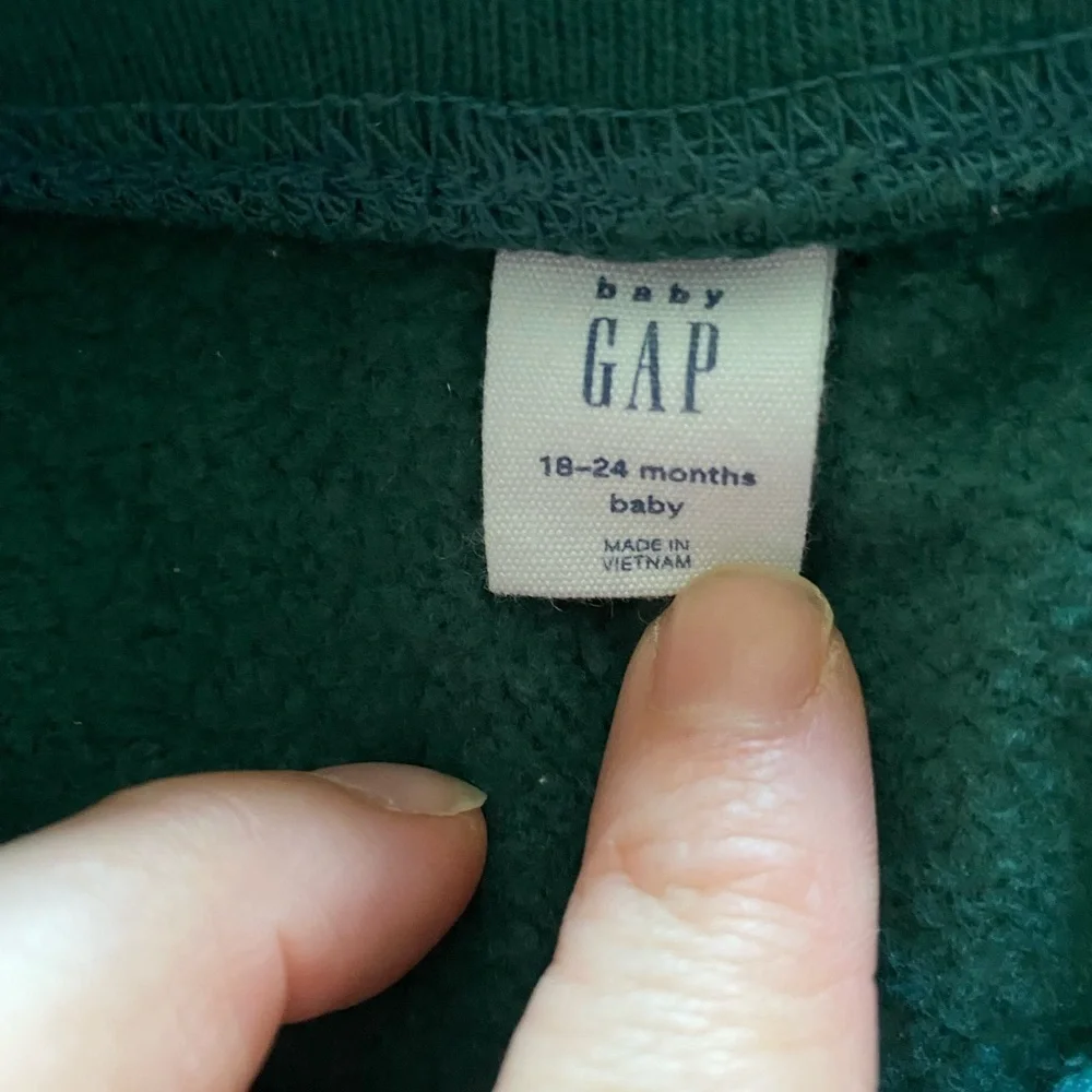 GAP Green and White Sweatpants with Whimsical Dots